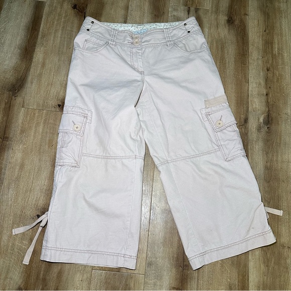 CAbi Pants - Cabi Wide Leg Cropped Blush Cargo Pant Style #566 Size 10